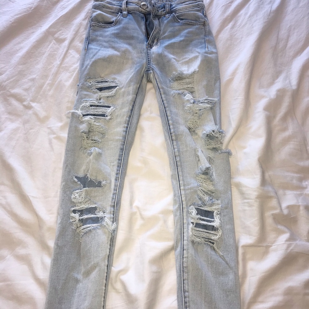 American Eagle Lightwash Jeans